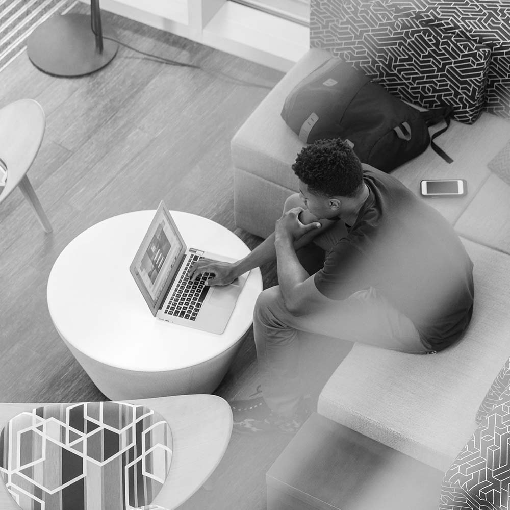 linkedin-sales-solutions-u3hmzw5U-SI-unsplash.jpg